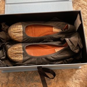 Lanvin Flats black and gold (only worn 1-2 times)